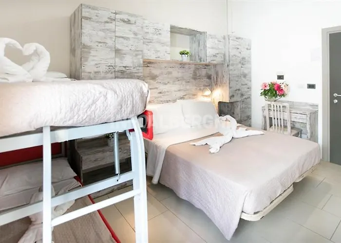 Hotel Oasi Del Mare 3*