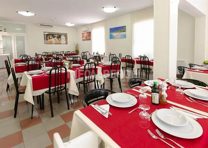 Oasi Del Mare فندق ريميني