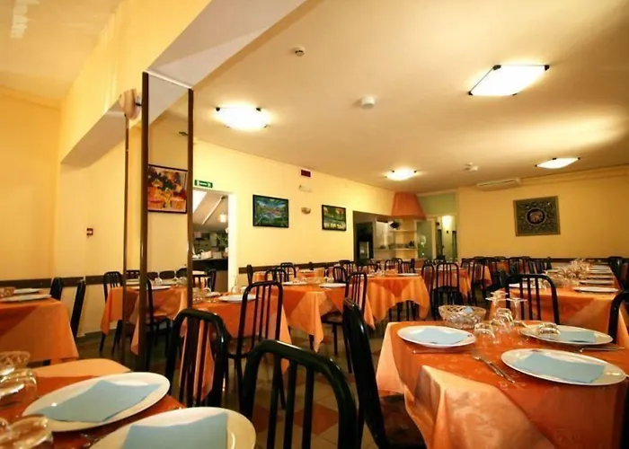Oasi Del Mare 酒店 3*